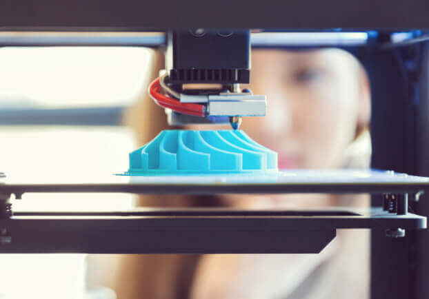 Machine creating 3D printing model